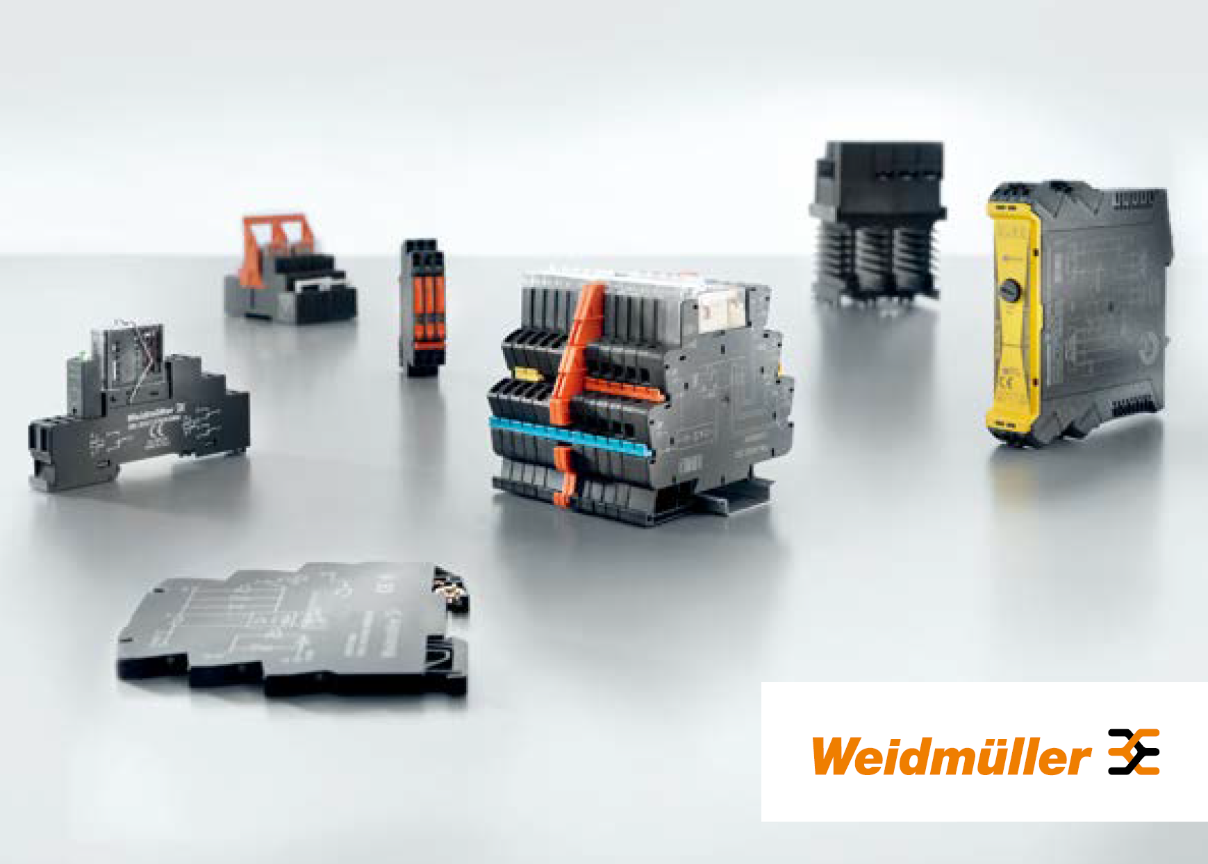 TERM系列，MSR系列，RIDER系列，DRE中間繼電器系列，DRM中間繼電器系列，DRG中間繼電器系列，DRI中間繼電器系列，DRI-A中間繼電器系列，DRL功率繼電器系列，DRR功率繼電器系列，DRW功率繼電器系列，DRH直流繼電器系列，PWR大功率繼電器系列，TERM系列，TERMOPTO系列，MICROOPTO系列，MCZ系列，功率固態(tài)繼電器系列，時(shí)間繼電器系列，安全繼電器系列